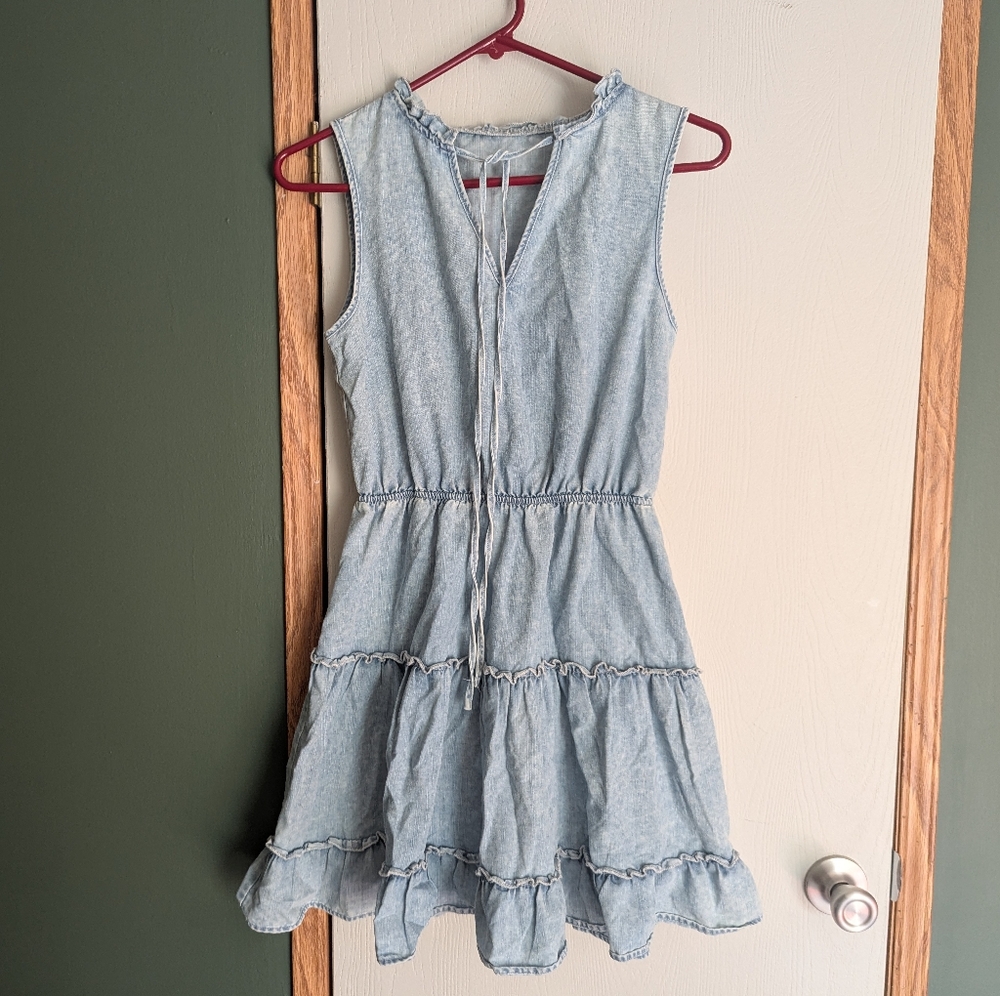 Light Blue Sleeveless Denim Dress